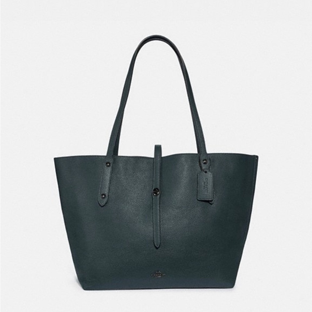 Coach MARKET TOTE WITH METALLIC INTERIOR.